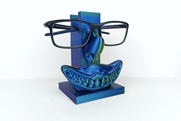 Shark Glasses Holder: A Fun & Functional Desk Accessory